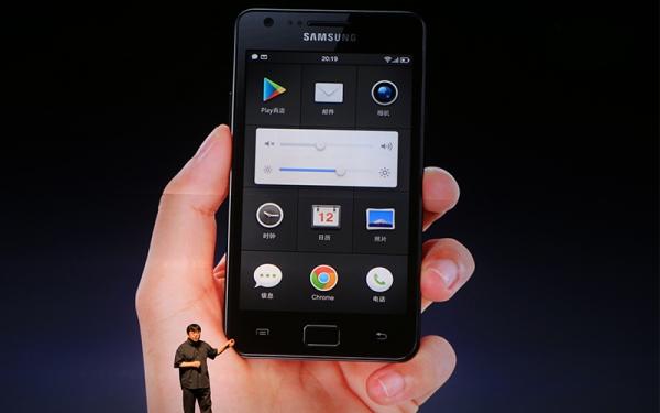 移动互联网新闻老罗的"碎屏险":手机超越产品层面的服务竞争